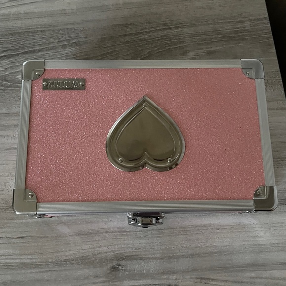 Vaultz Pink Glitter Lock and Key Pencil Box - Picture 6 of 11